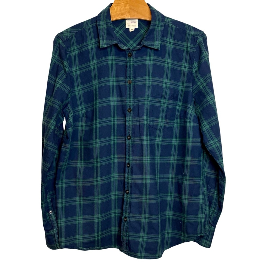 Vintage J. Crew Women's Medium Button Up Boy Fit Cotton Flannel Shirt Blue Plaid